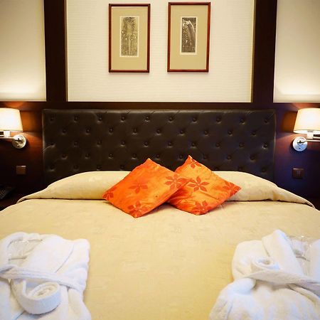 Amberton Cozy Hotel Kaunas Exterior photo
