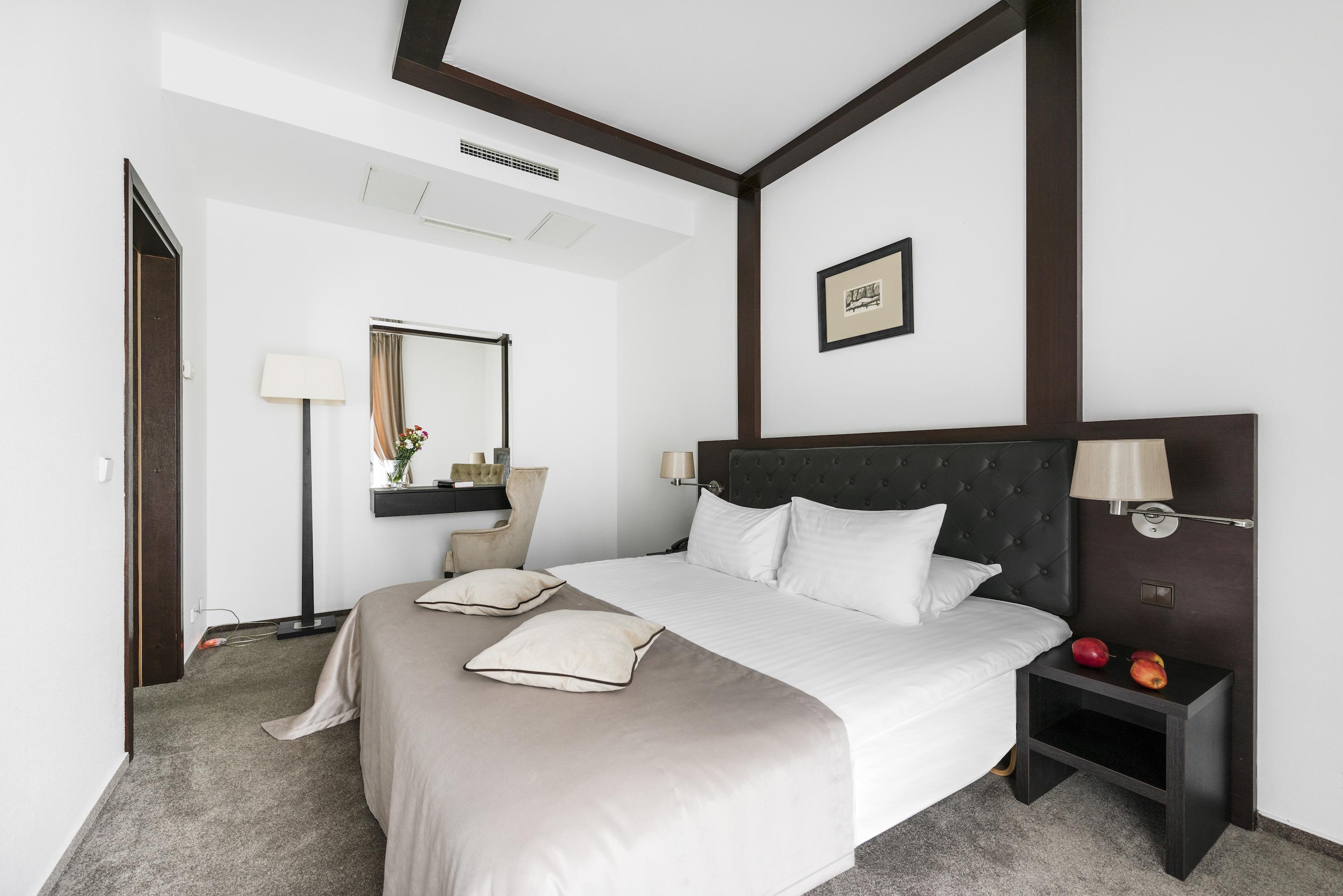 Amberton Cozy Hotel Kaunas Exterior photo
